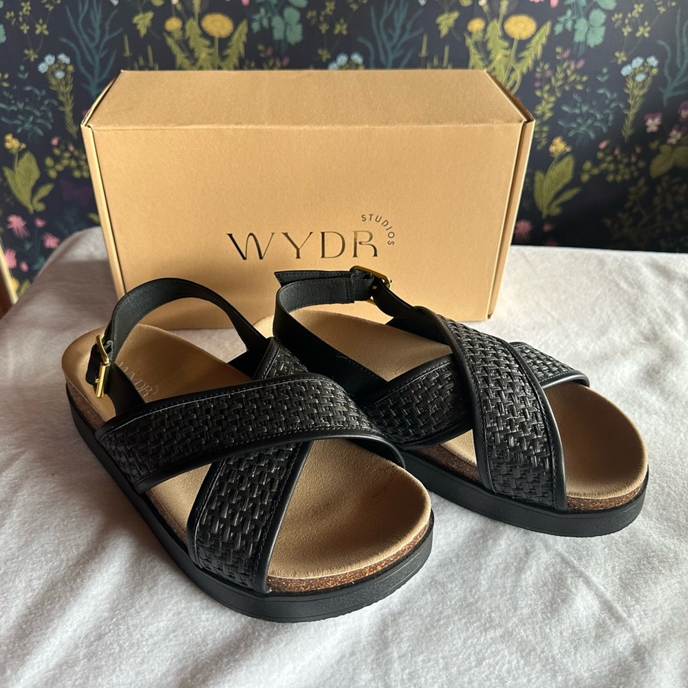 WYDR Studios Wide Width Monti Sandals Woven Black with Cushioned Footbed Size 8